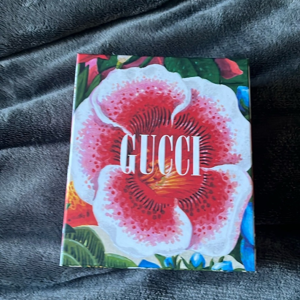 Brand new Gucci Zumi Wallet